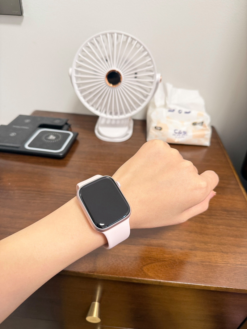 女生手腕13cm,适配多大表盘的苹果智能手表?