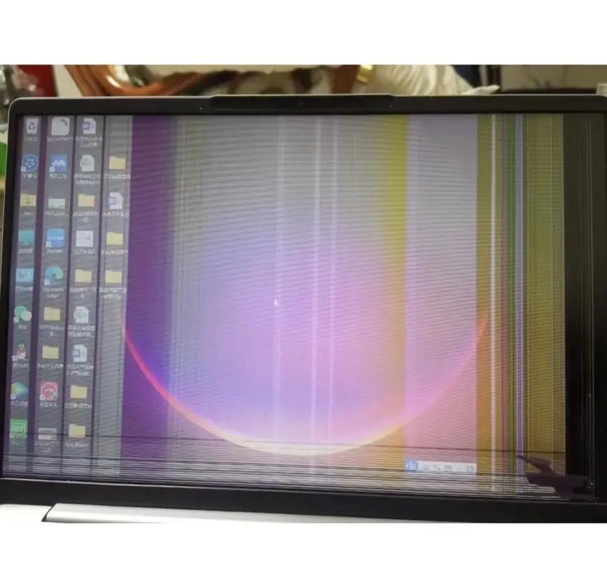 笔记本电脑花屏是什么原因