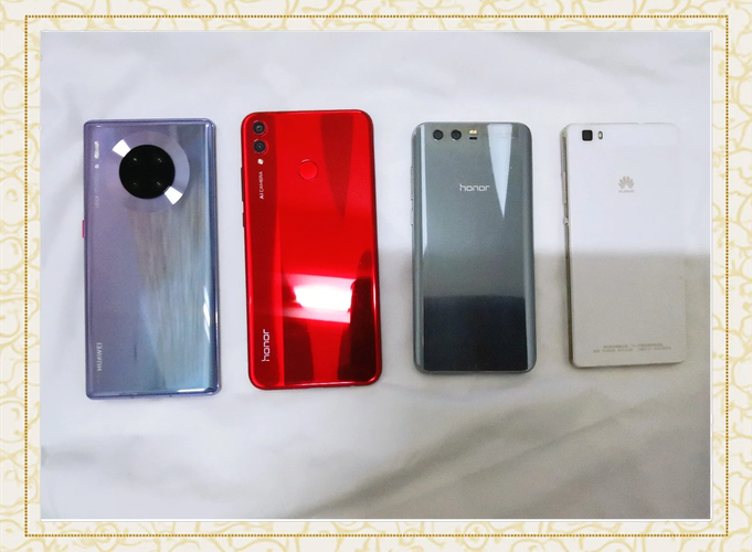 华为mate30是否曲屏