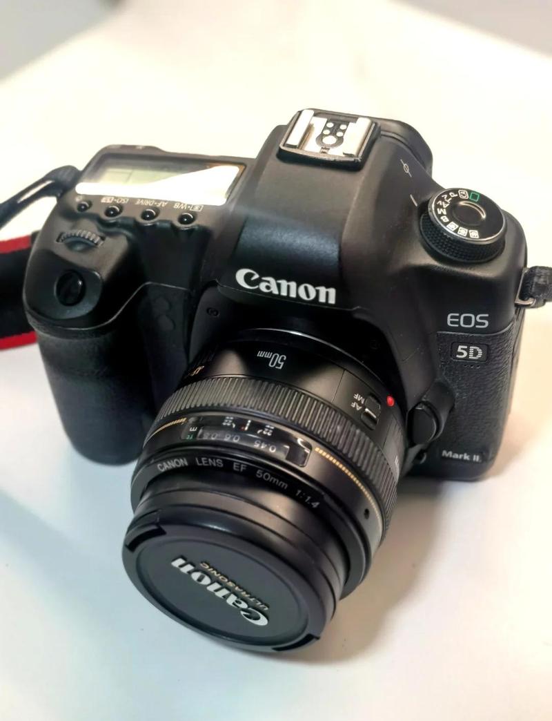 佳能5d2值不值得购买