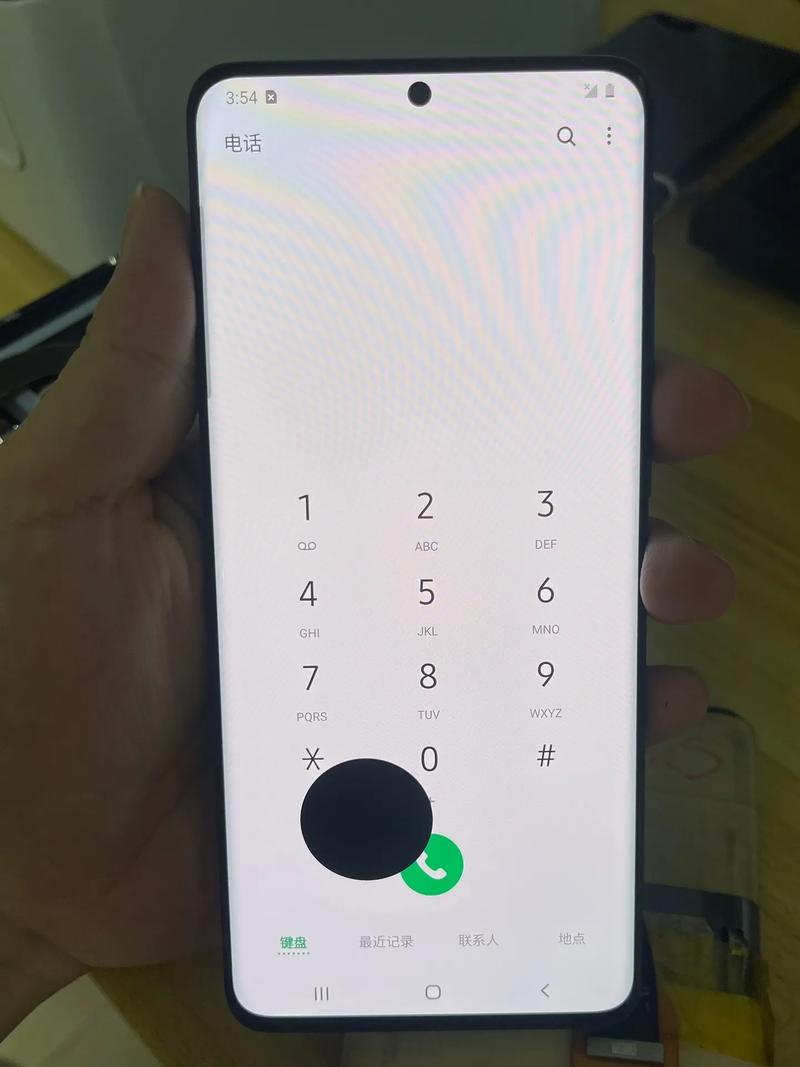 三星屏幕黑点什么原因