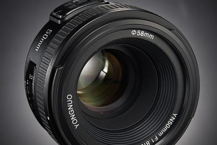 尼康发布705.8变焦镜头专利,缩小光圈降低成本