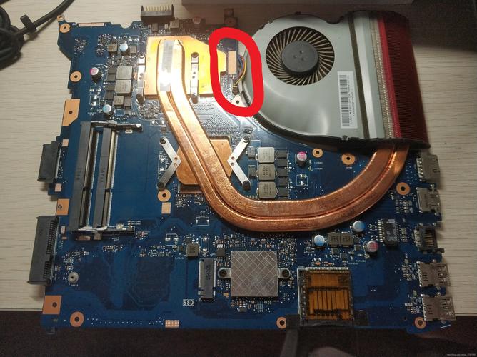 华硕怎么拆风扇和喇叭