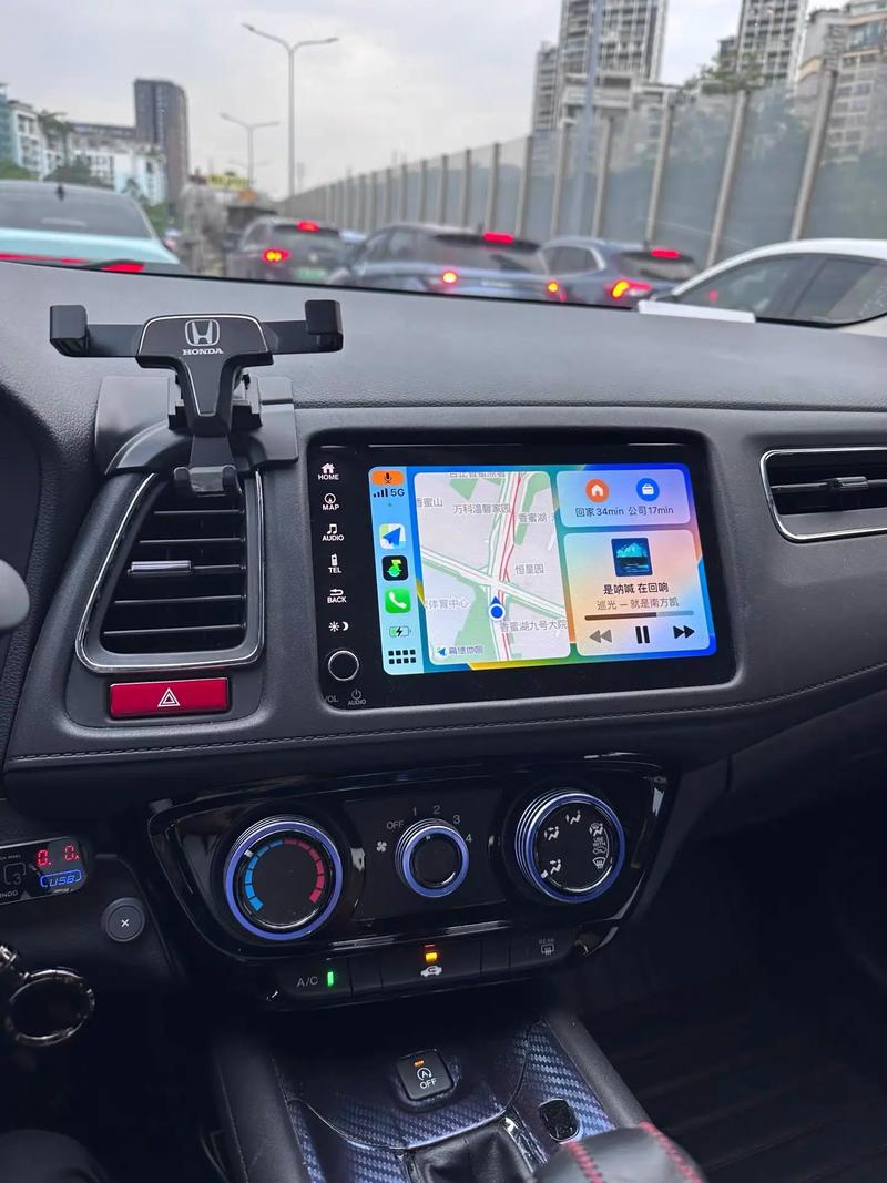 汽车突然黑屏又恢复正常,维修费用多少