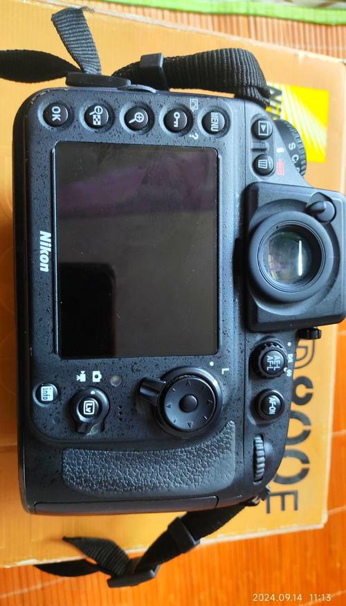 尼康D90二手费用多少?