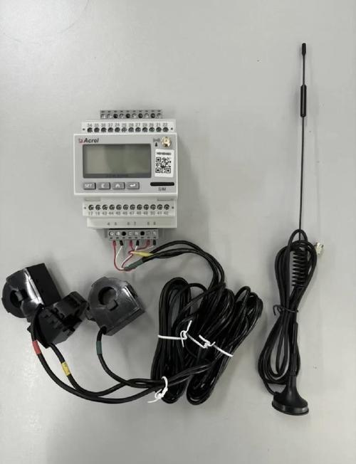 安科瑞电表adw300查看电压的步骤是什么?