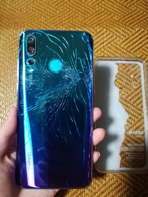 华为Nova4摔了,外屏碎了,内屏也坏了,一起换的话要多少钱?