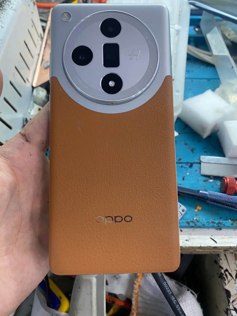 oppofindx2pro售后换的原装屏和出厂屏幕一样吗