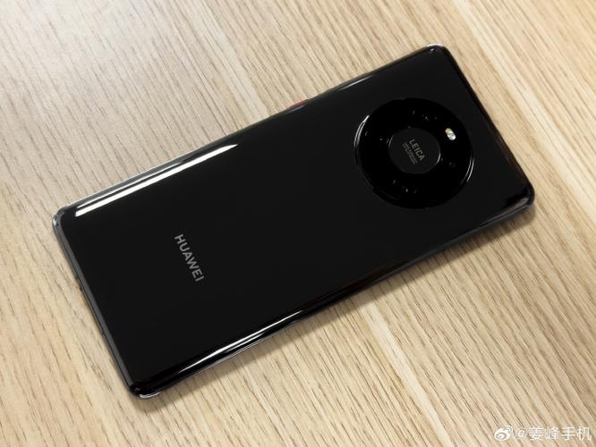 华为matex2典藏版黑色是什么黑?