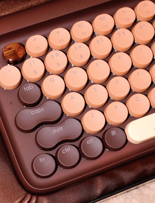 巧克力键盘跟浮萍键盘,还有分岛式键盘的区别联系是什么?