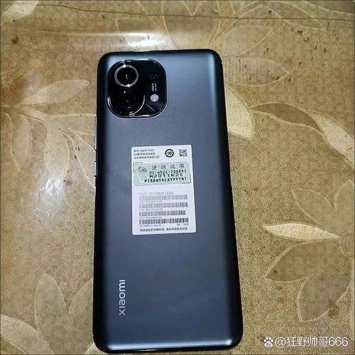 小米11和小米12哪个值得买,小米12对比11