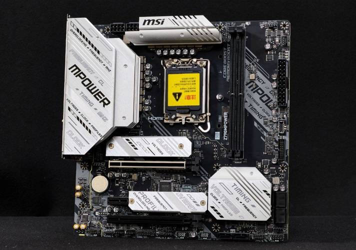 Intel酷睿双核e8400配什么主板