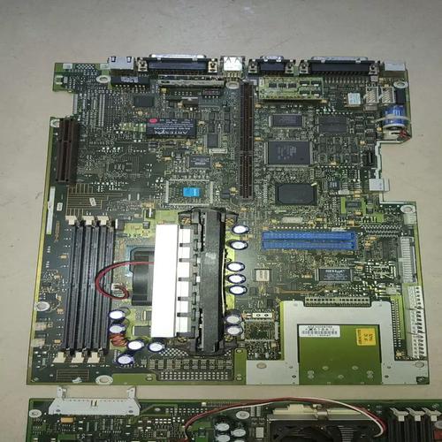 E8400配什么主板和显卡,比较好~!