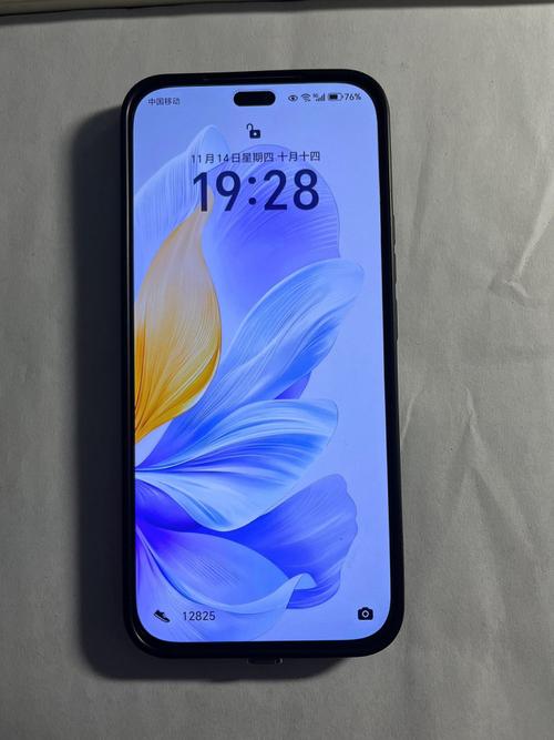 最近想换手机,那款好推荐一下,荣耀的也行?