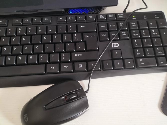 富勒无线键盘正常,鼠标没反应是怎么回事啊,求帮助.