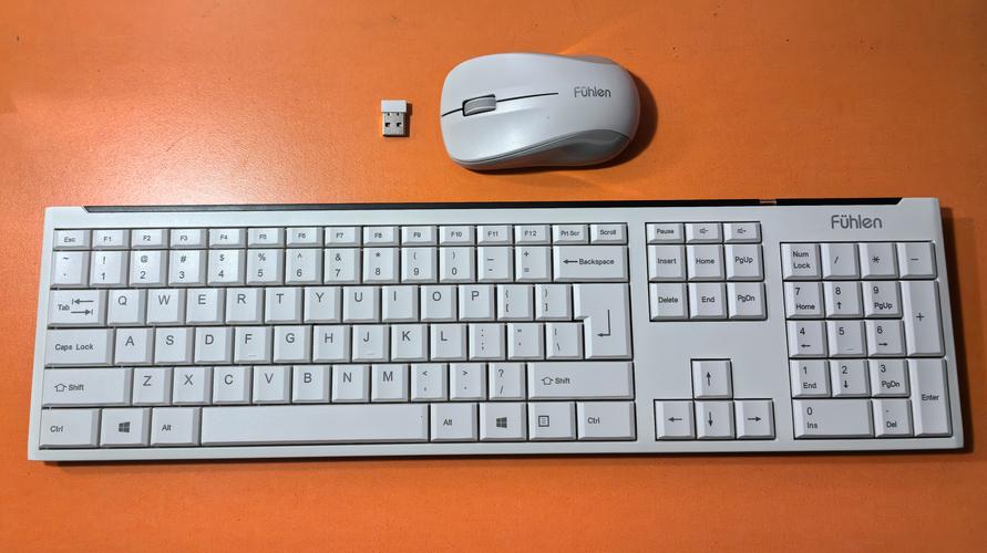 富勒无线键盘怎么连接