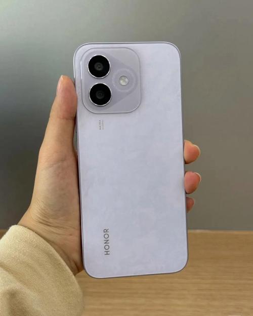 我的华为手机屏幕摔坏了想换个屏幕大概需要多少钱?