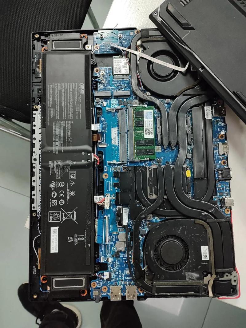 电脑换主板大概多少钱(电脑更换主板需要的费用是多少)