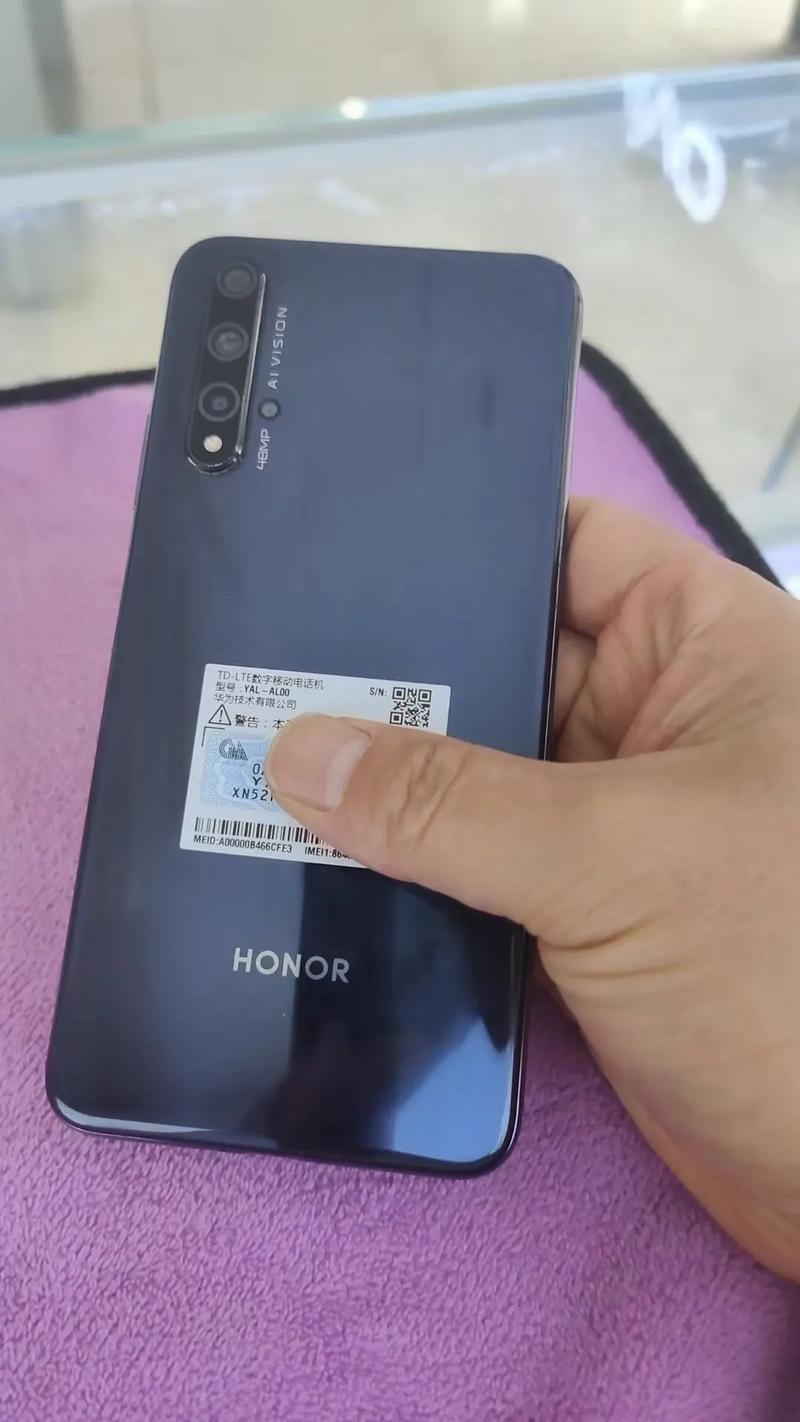 荣耀v20容易出现烧屏现象吗