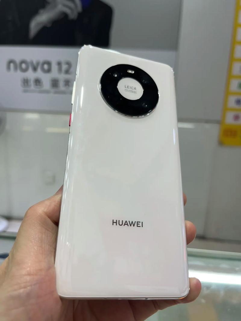 为什么华为手机mates网上和实体店费用不一样