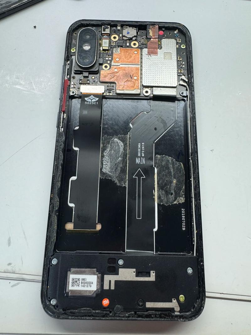 小米11屏幕碎了换屏幕要多少钱