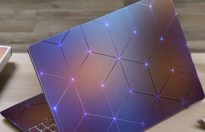 电脑贴纸对电脑有害吗?2个点描述这把“双刃剑”