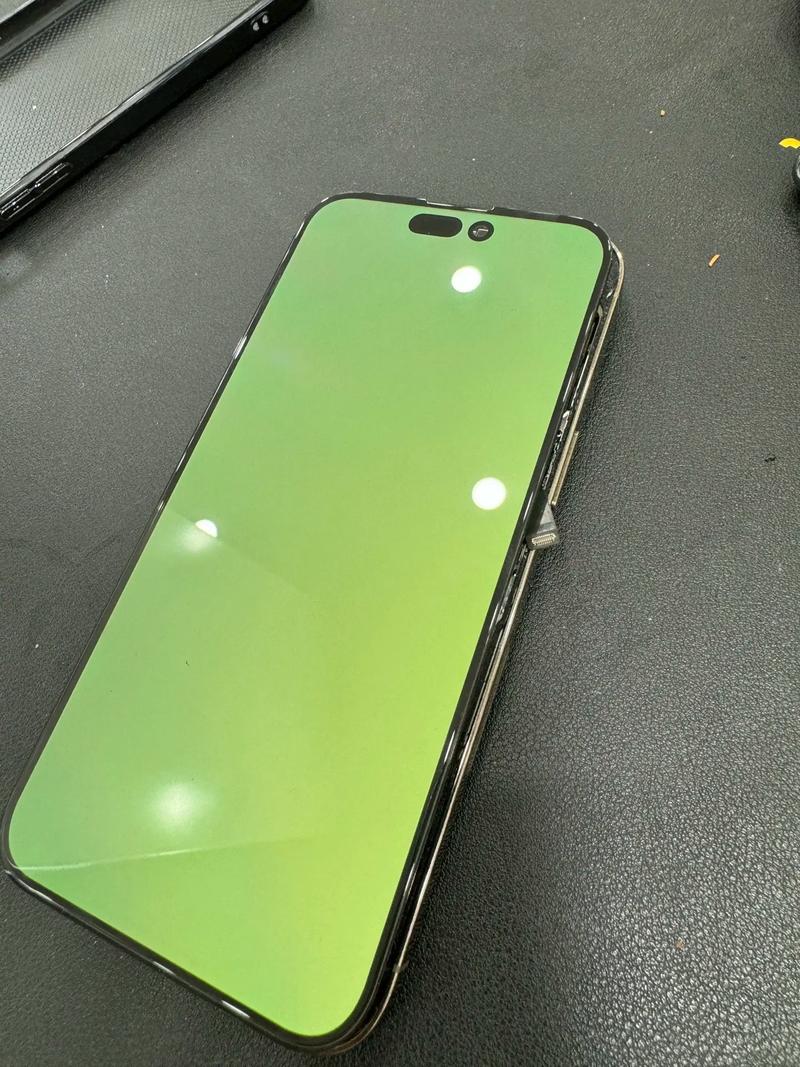 苹果14promax防水吗?掉水里了怎么办