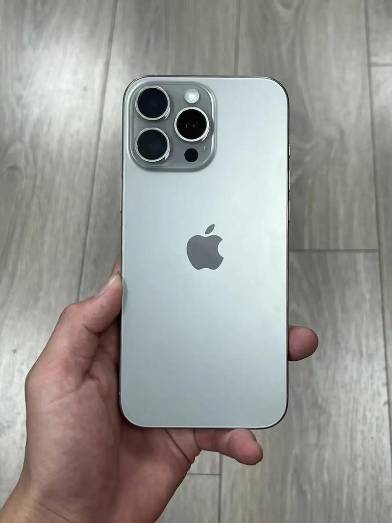 苹果xsmax防水吗