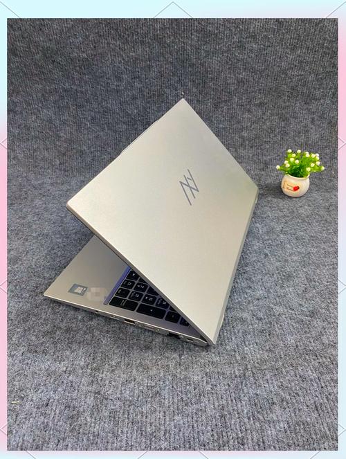 推荐适合学工业设计的人的笔记本