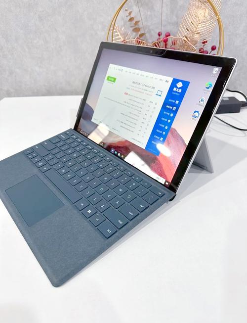 大学生想买surfacepro7,该买i58+256还是i716+256,两个
