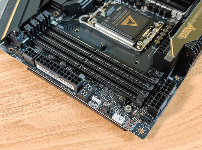 英特尔赛扬G1840可以配什么样的主板?