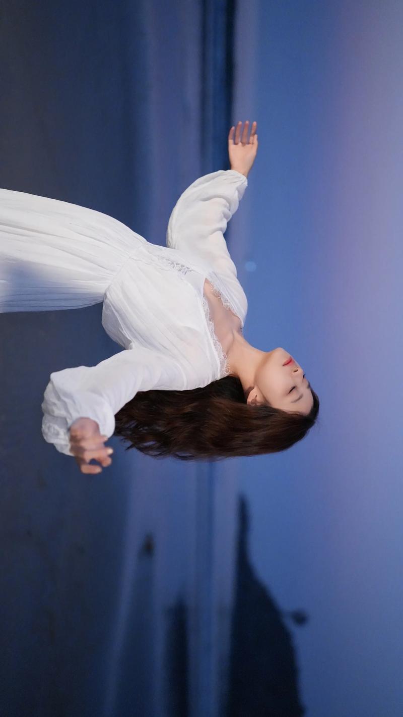 索尼微单拍人像直出哪款色彩好