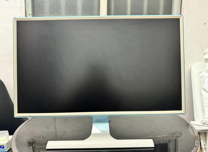三星显示器右边闪屏