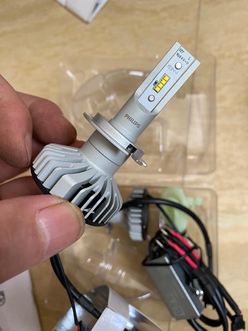 飞利浦车灯哪里生产的