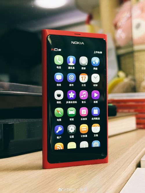 问一下诺基亚n9触摸屏材质是什么?有网友知道吗?