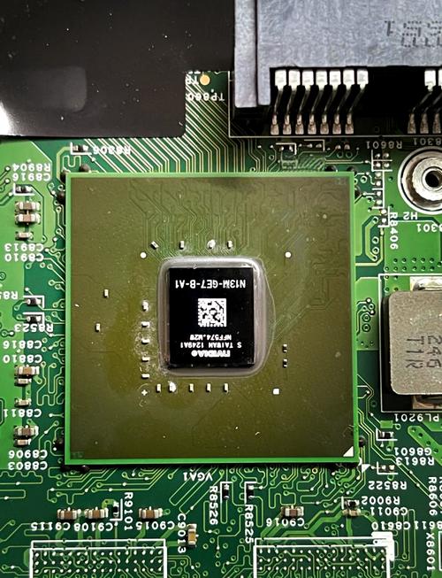 联想g480怎么换屏幕