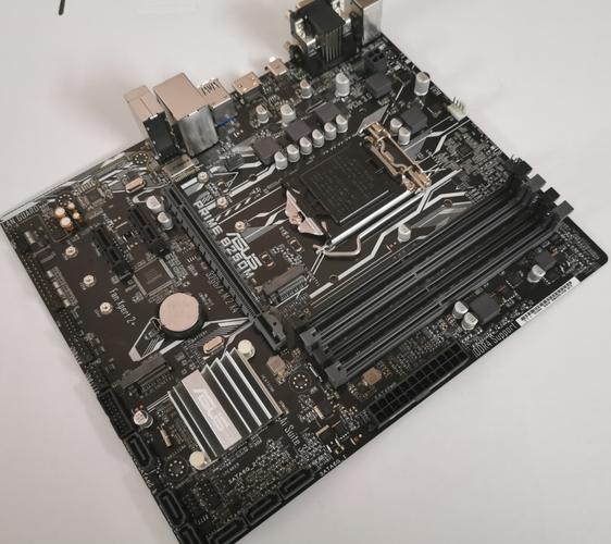 支持ddr4和e31230v2的主板有哪些要便宜的?