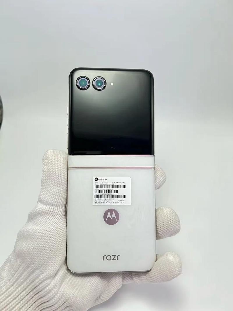 小米mixflip和摩托罗拉razr50u对比