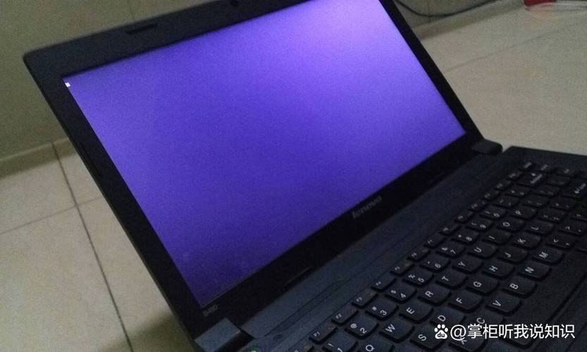 E40电脑,嘀嘀两声黑屏无法开机。