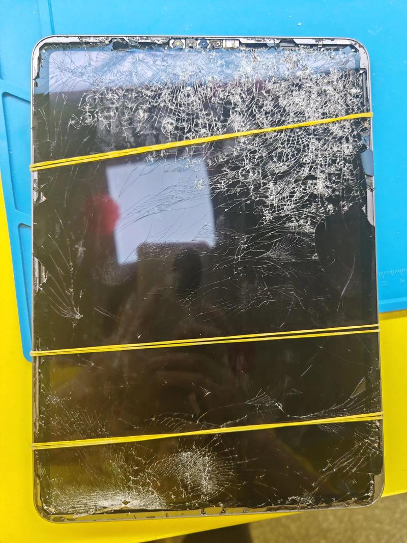 苹果电脑可以更换电池吗苹果MacBookAir去专卖店里换电池需要多少钱