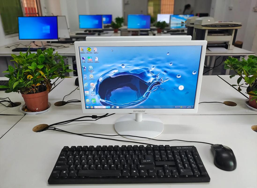 学计算机科学与技术买什么电脑好些?