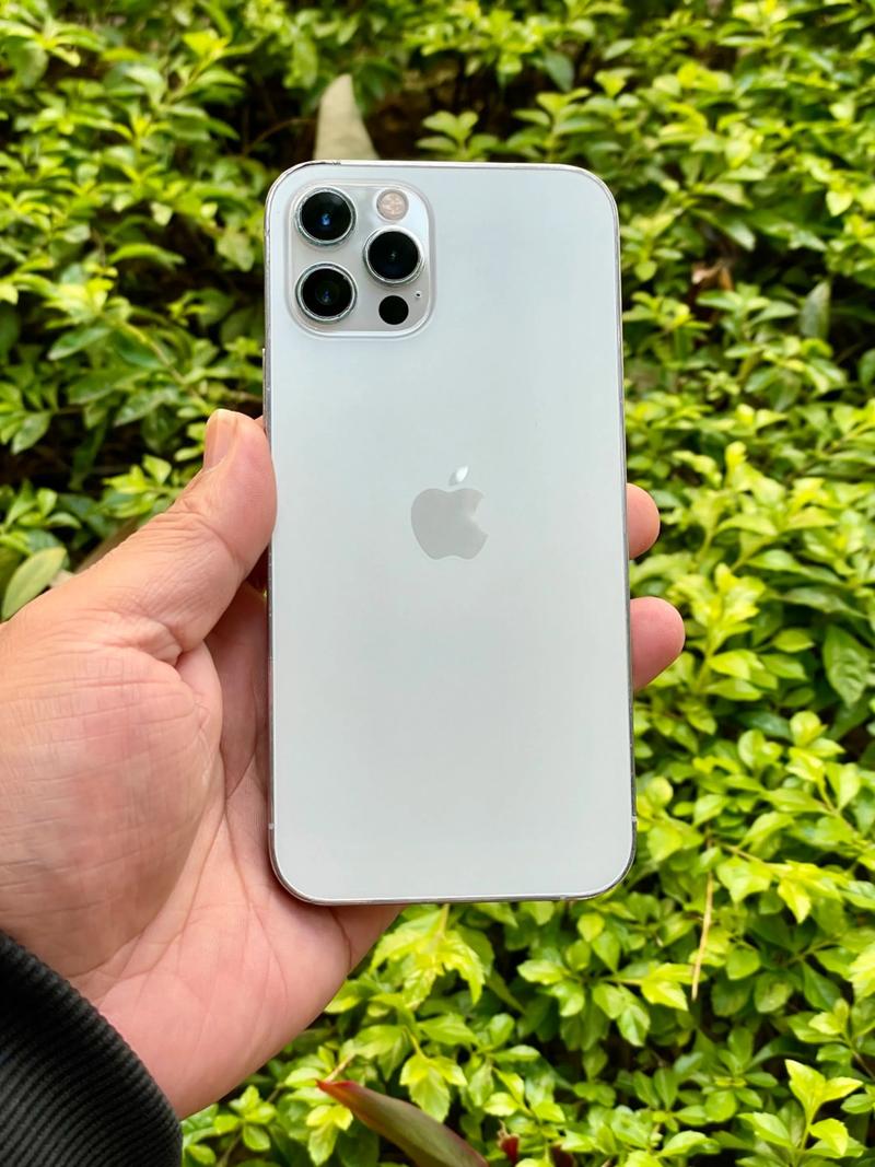 苹果12pro哪年上市时间