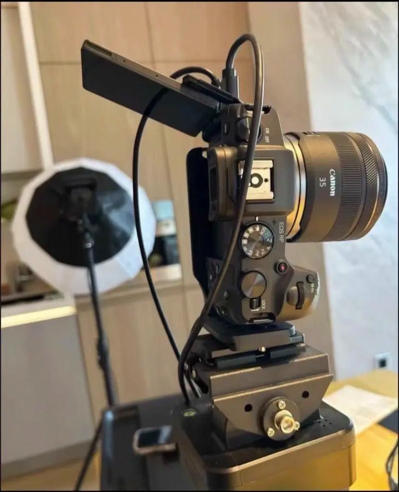 一万预算才能拥有索尼A6400?aps-c神机适合拍VLOG吗?