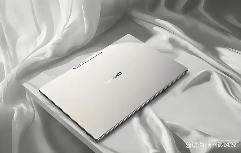 联想yoga和小新哪个好