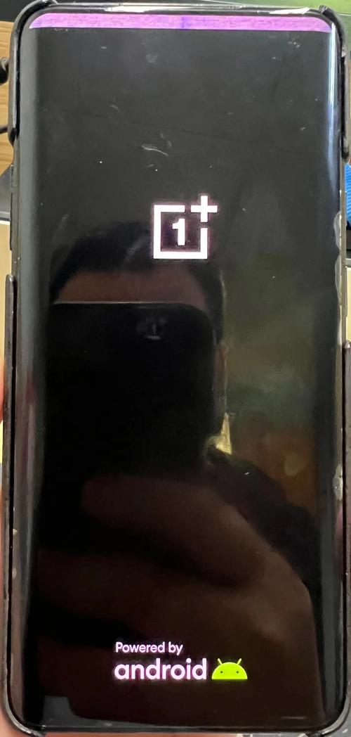 一加手机突然黑屏怎么都启动不了,急等