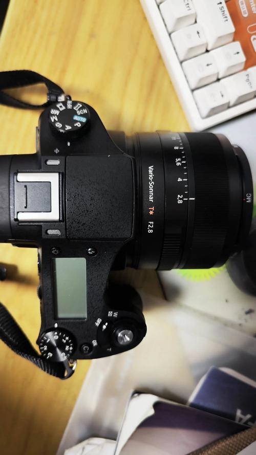 索尼黑卡RX10M3相比索尼黑卡RX10M2有哪些更新?