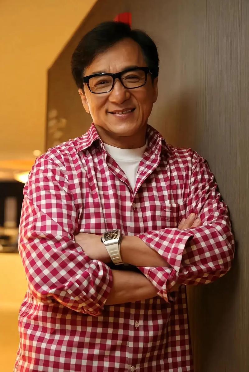 佳能550D成龙纪念版简介