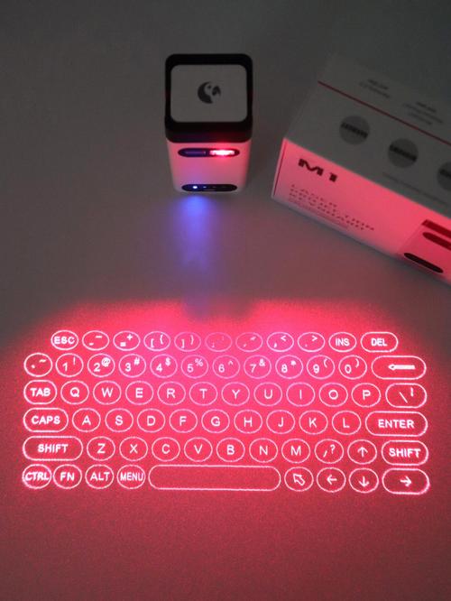 100多买的黑科技云键盘,全程激光镭射投影,手机上玩游戏真妙!