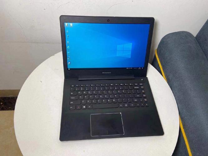 联想ideapad300s14isk加内存条