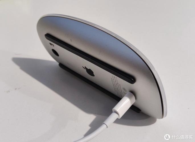 给力:为第二代Apple无线鼠标充电时,指示灯会亮吗?